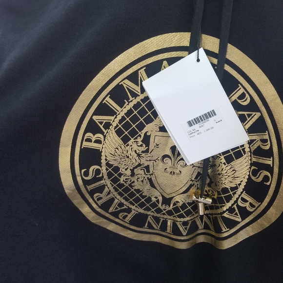 Sweater - Picture 1 of 3